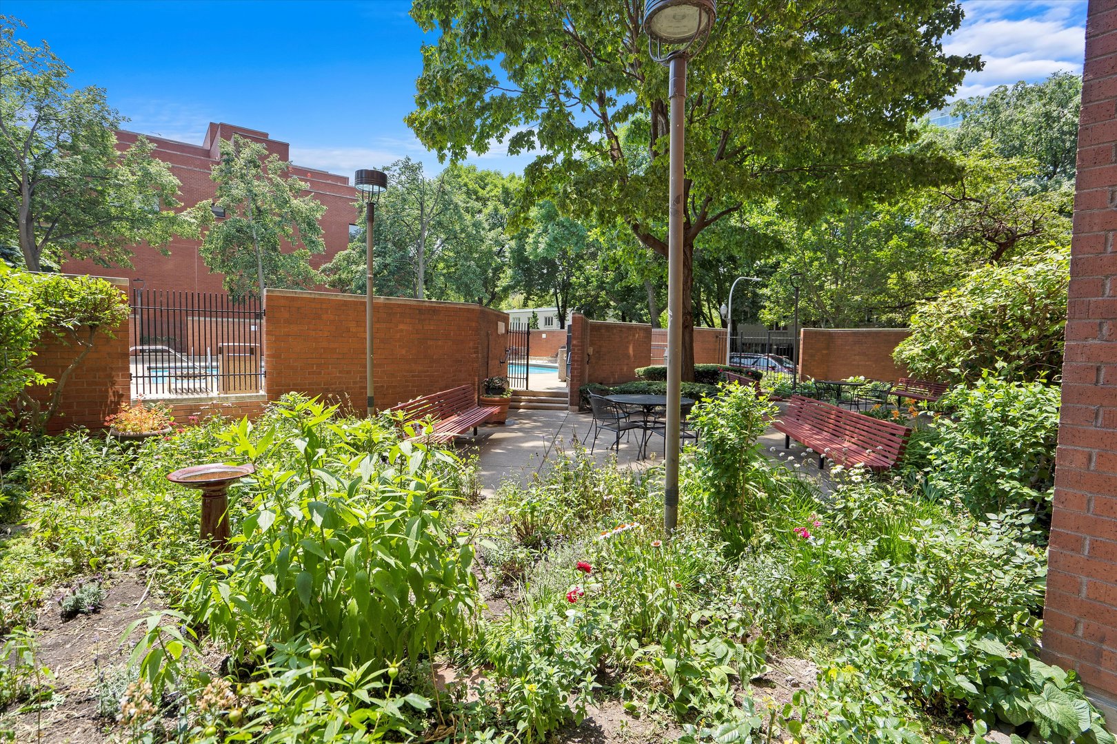 901 S Plymouth Court Unit: 1402