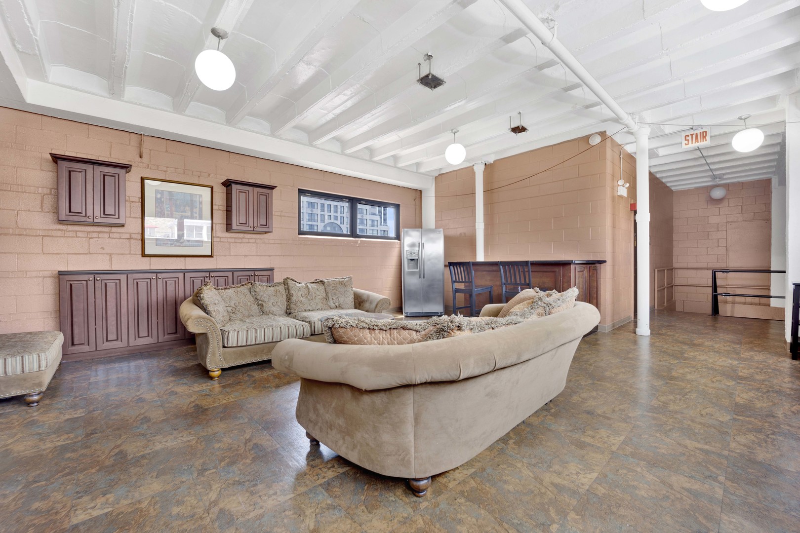 33 E CEDAR Street Unit: 5A