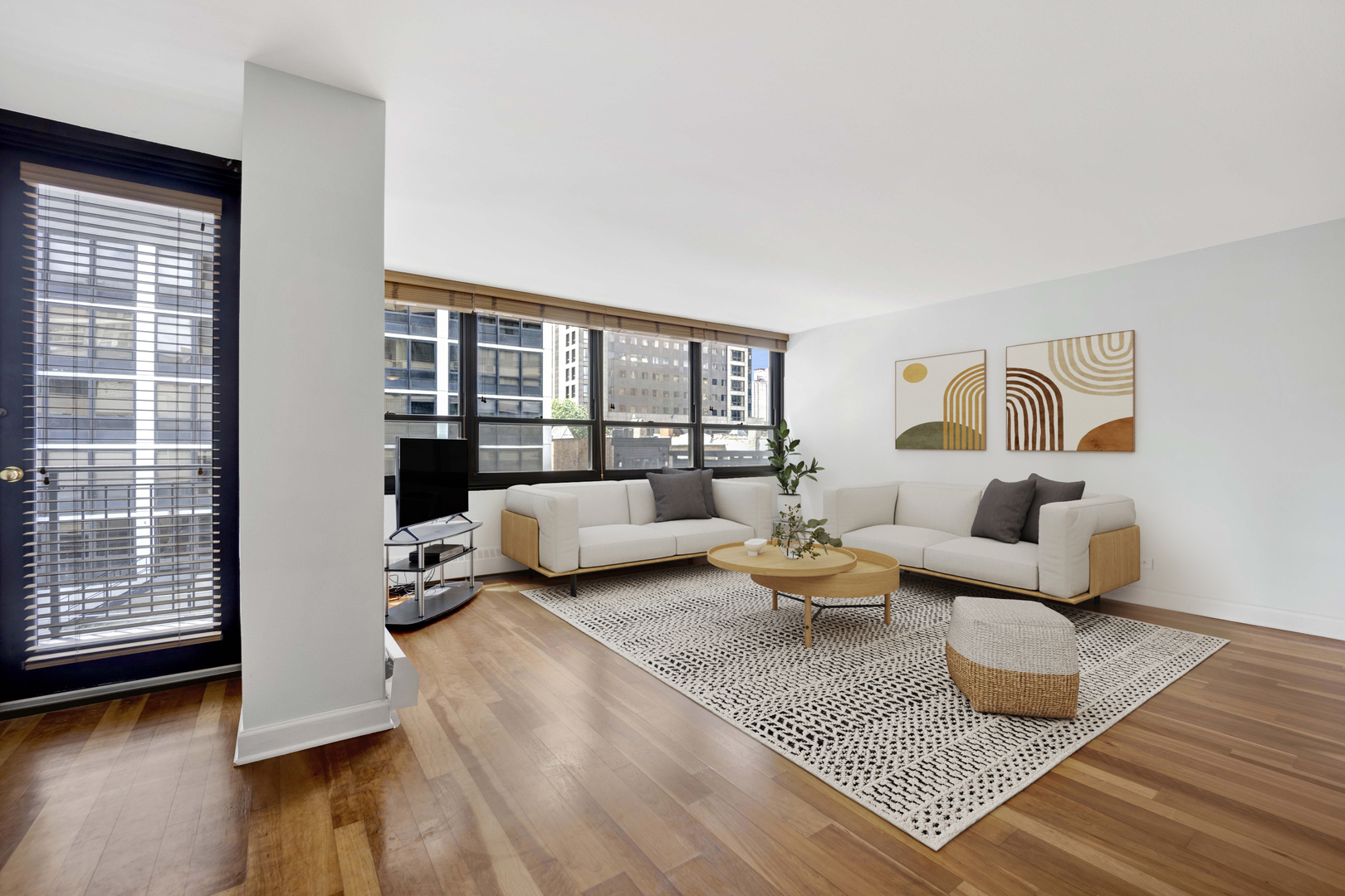 33 E CEDAR Street Unit: 5A