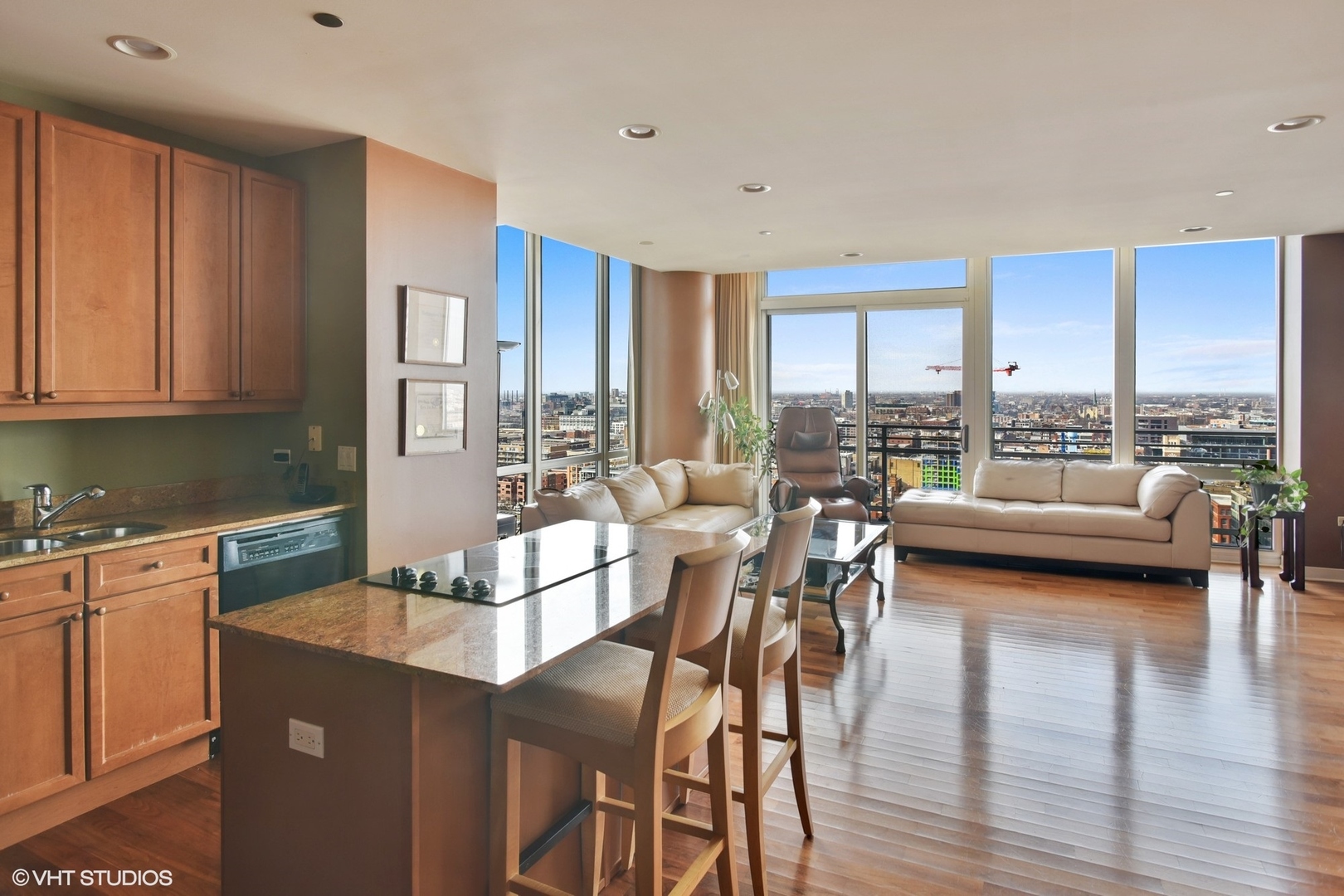 737 W WASHINGTON Boulevard Unit: 2110