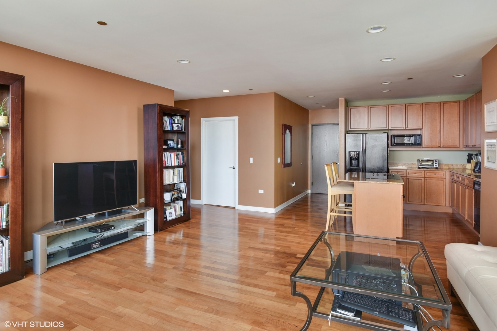 737 W WASHINGTON Boulevard Unit: 2110