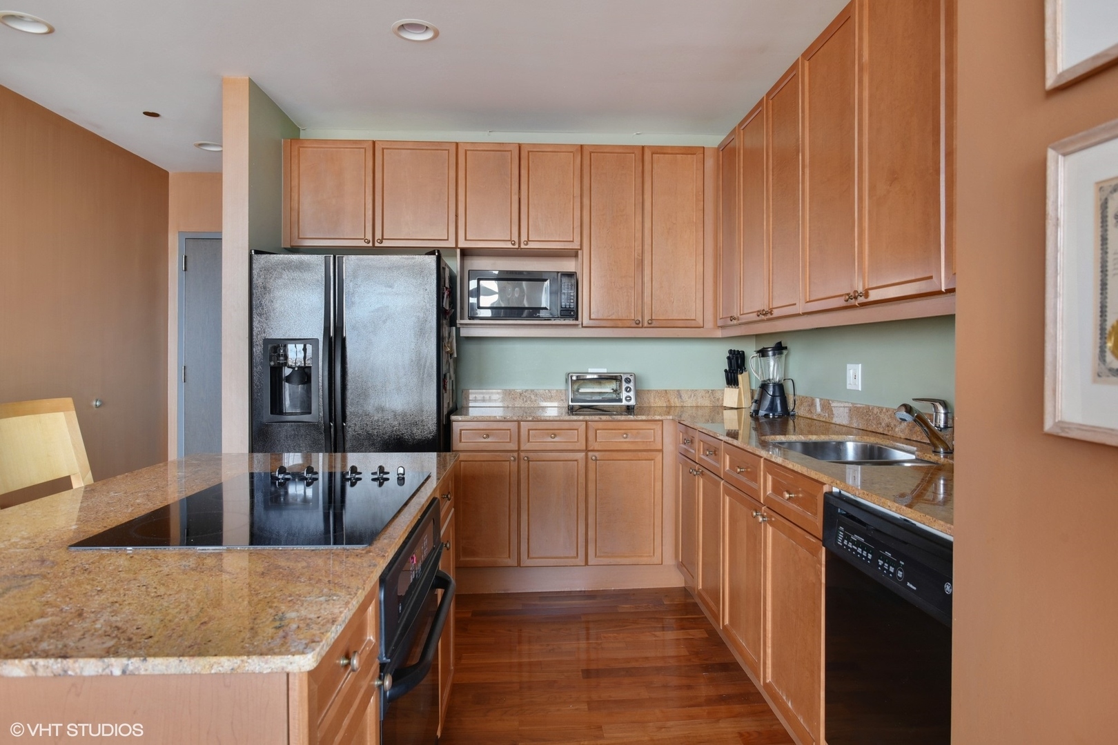 737 W WASHINGTON Boulevard Unit: 2110