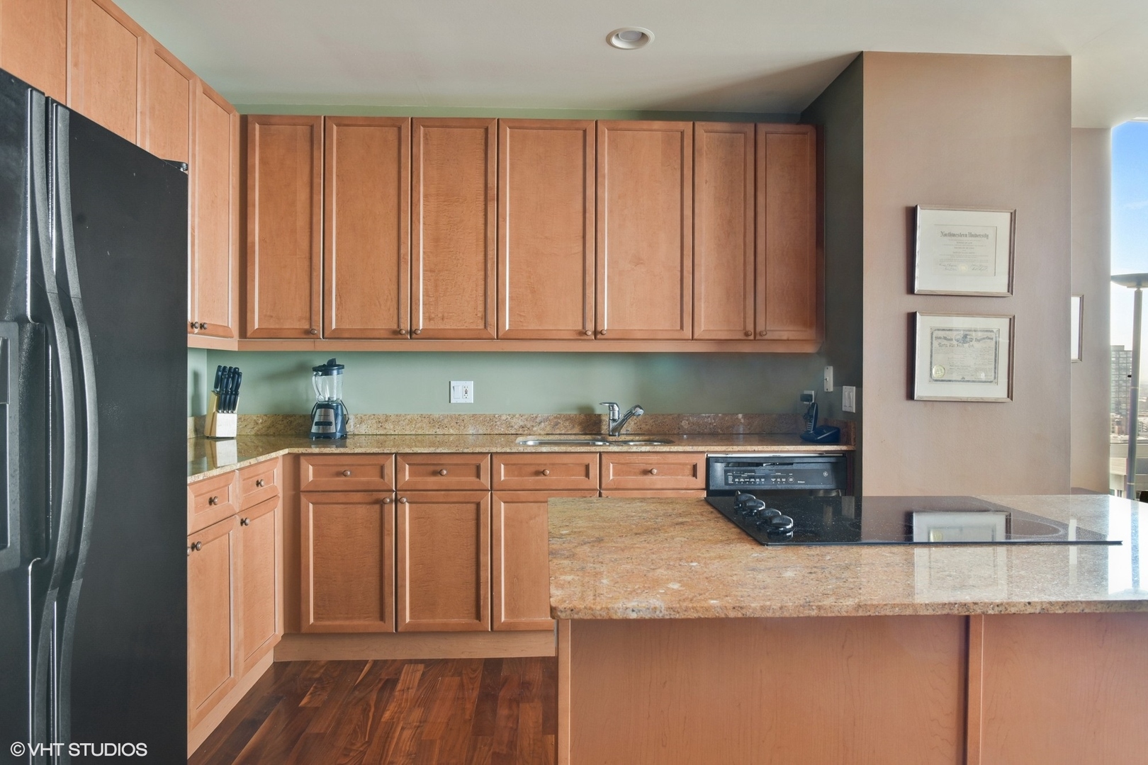 737 W WASHINGTON Boulevard Unit: 2110