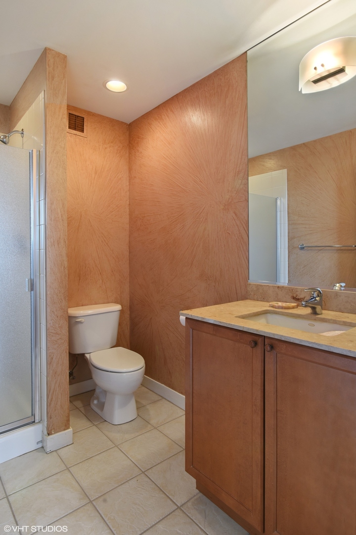 737 W WASHINGTON Boulevard Unit: 2110