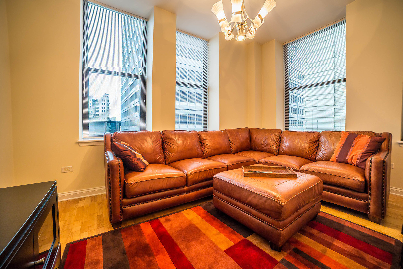 8 W MONROE Street Unit: 1400