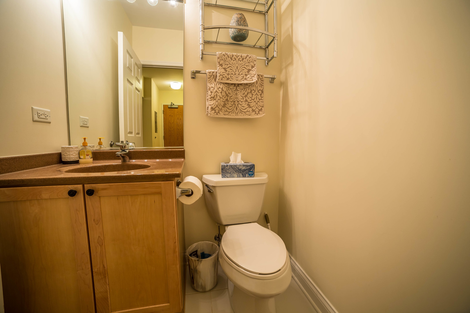 8 W MONROE Street Unit: 1400