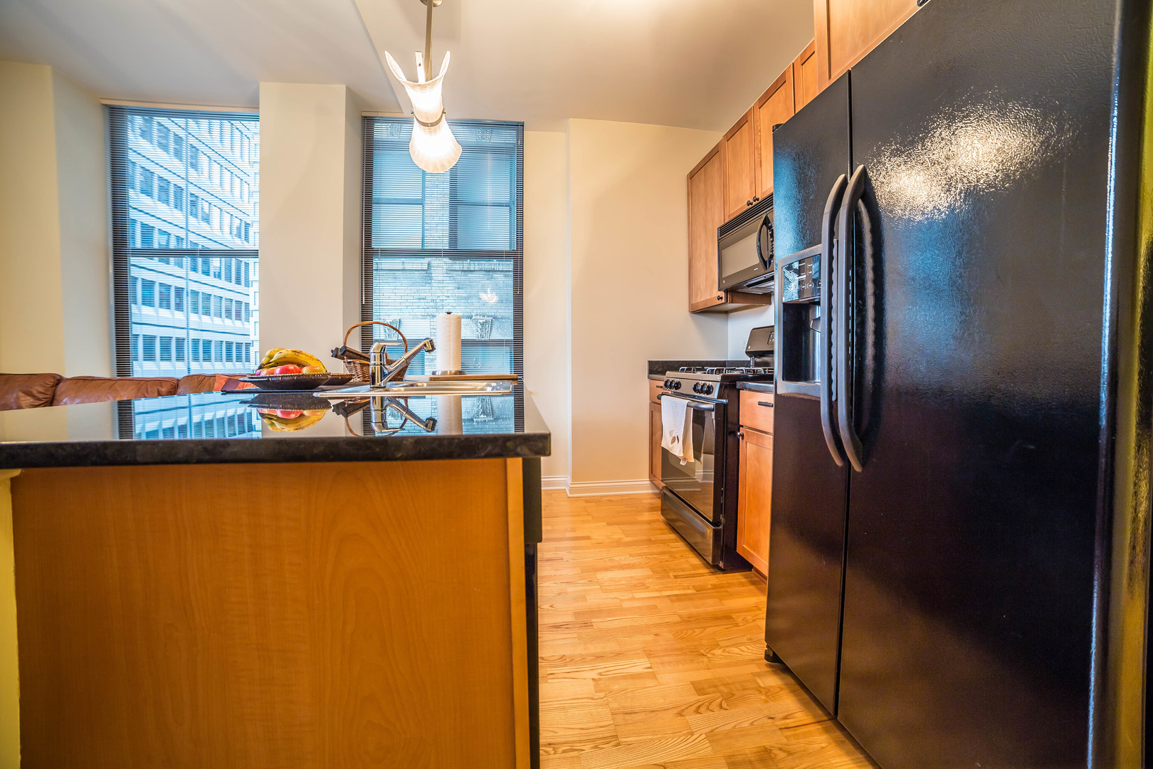 8 W MONROE Street Unit: 1400