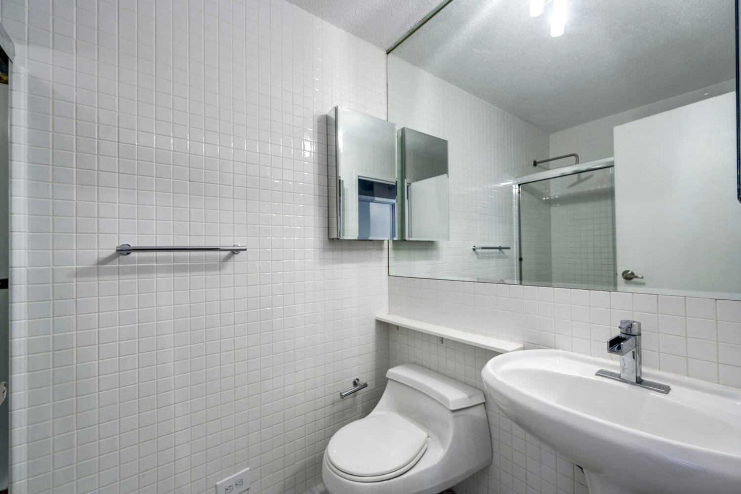 71 E Division Street Unit: 1403