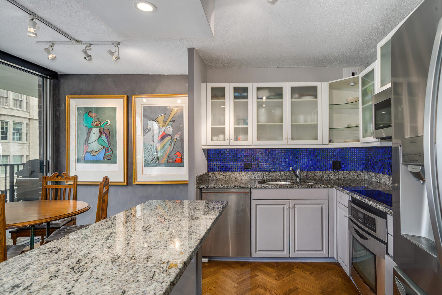 71 E Division Street Unit: 1403