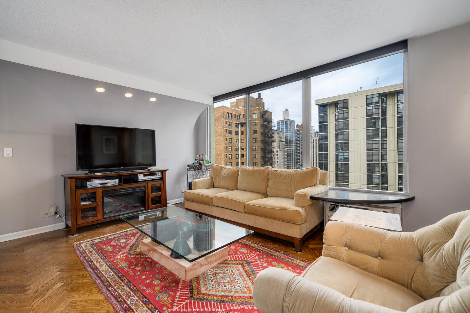 71 E Division Street Unit: 1403