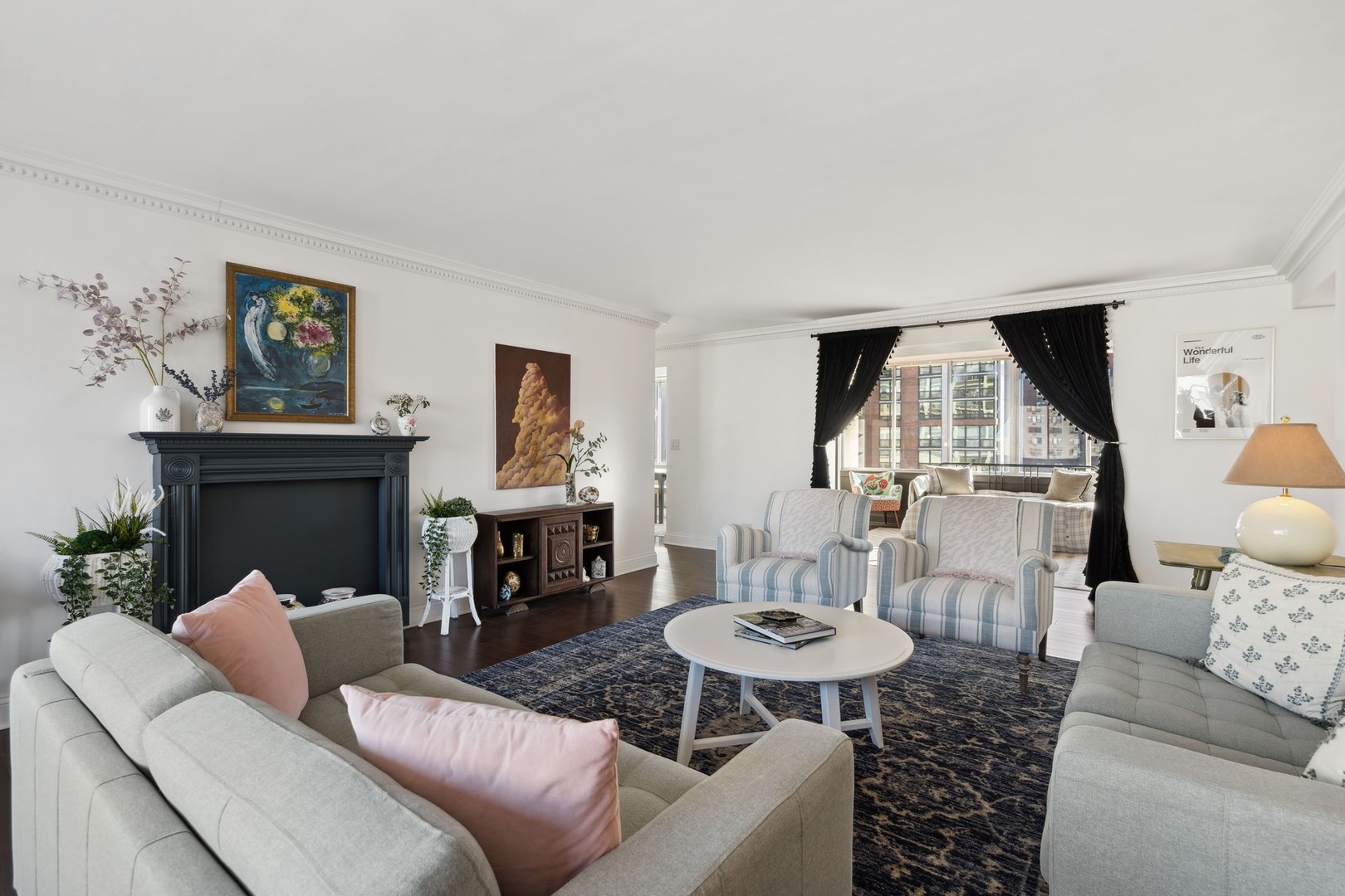 1 E Schiller Street Unit: 15D