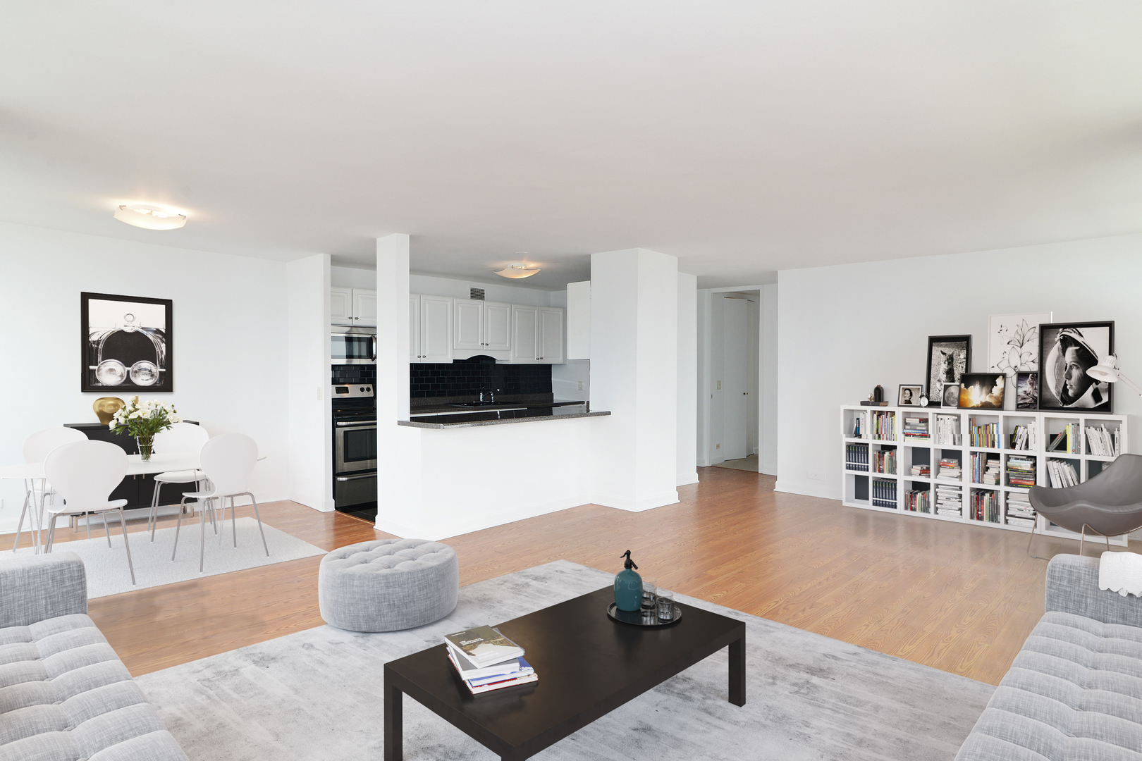 1030 N STATE Street Unit: 40E