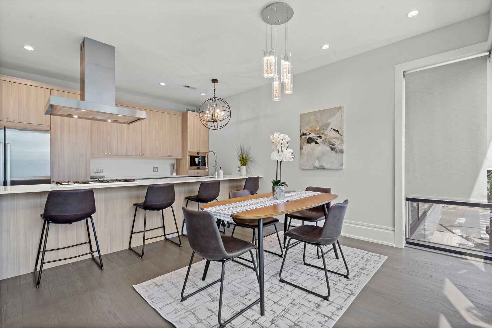 1406 W Chicago Avenue Unit: 2