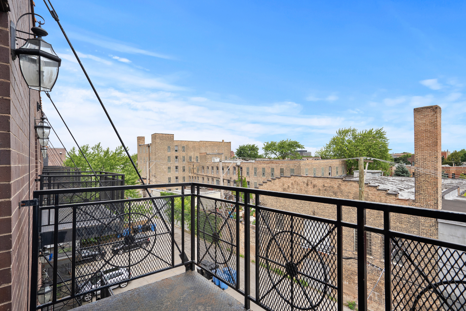 2118 W RICE Street Unit: 4