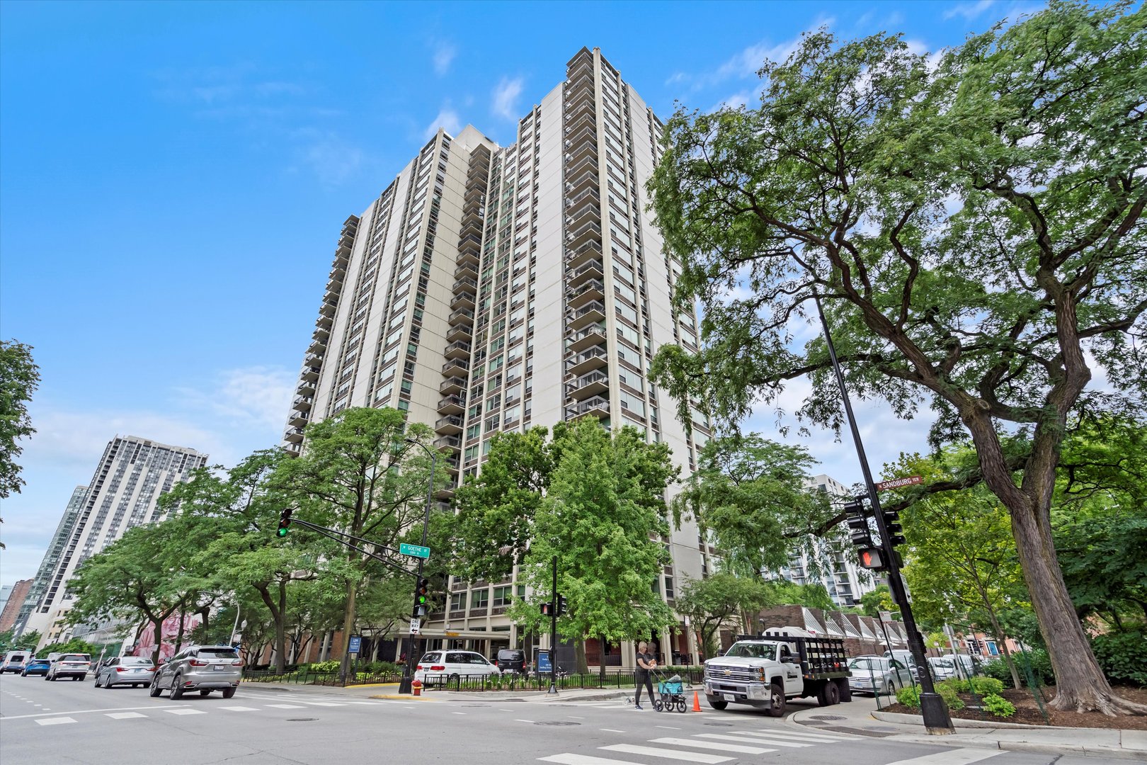 1255 N Sandburg Terrace Unit: 509