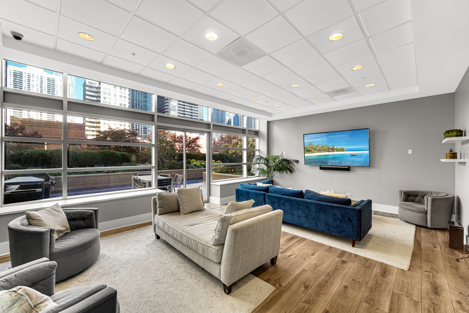 545 N DEARBORN Street Unit: 3006