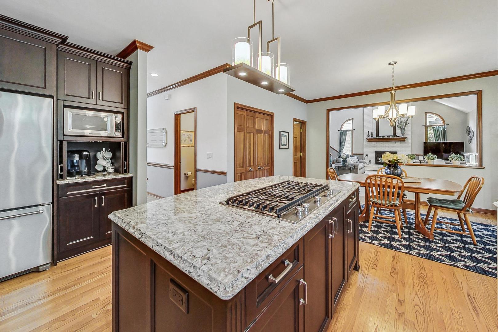 2111 Overstreet Court