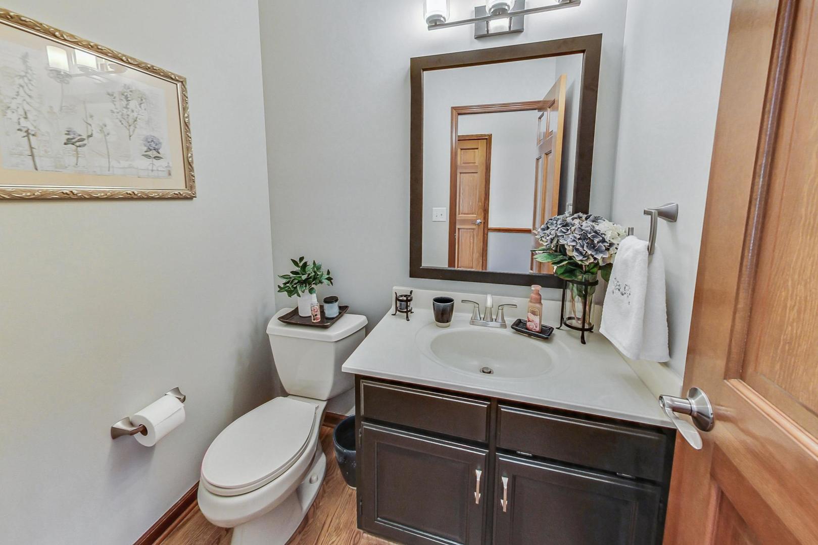 2111 Overstreet Court