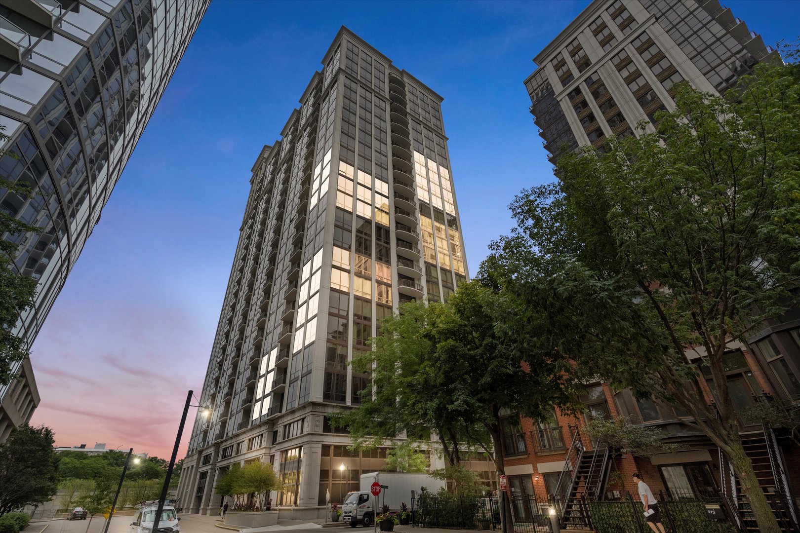 233 E 13TH Street Unit: 1308