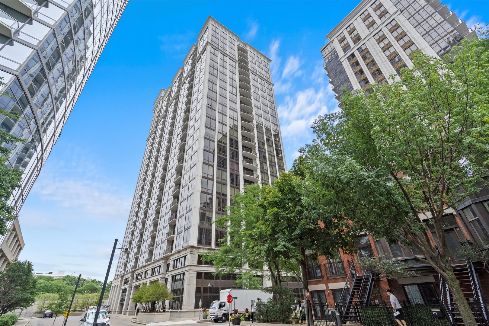 233 E 13TH Street Unit: 1308