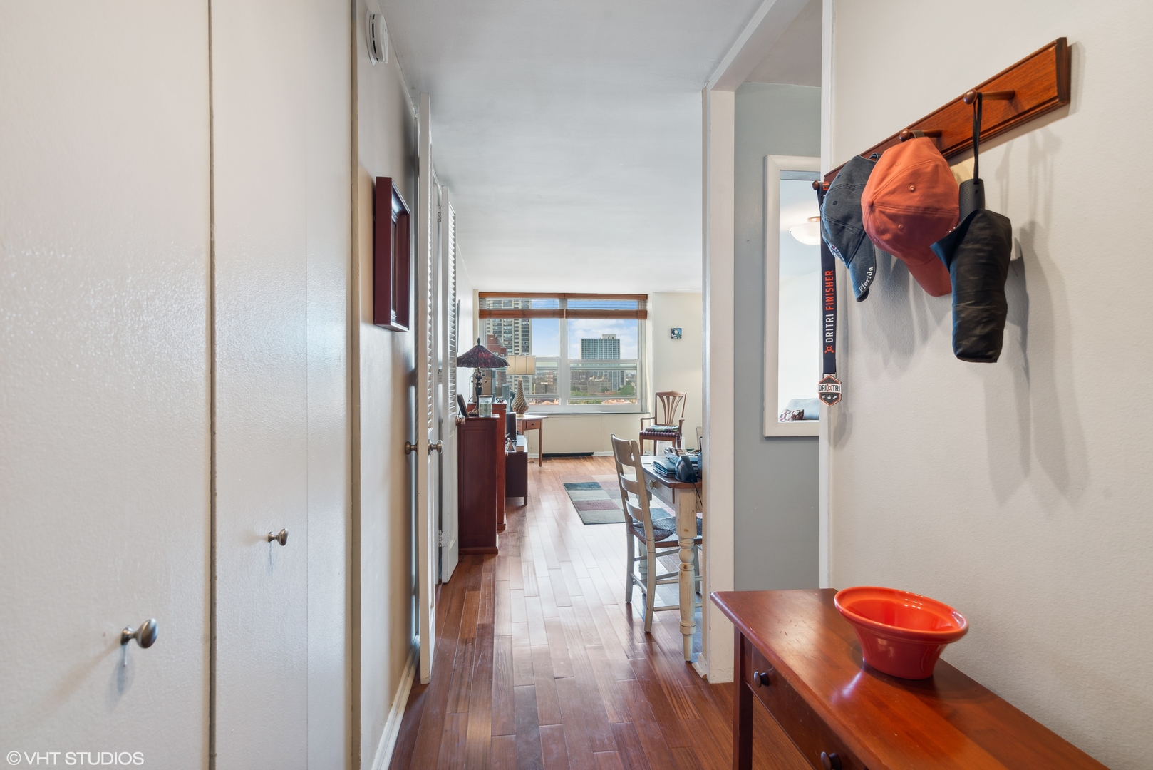 720 W GORDON Terrace Unit: 11M