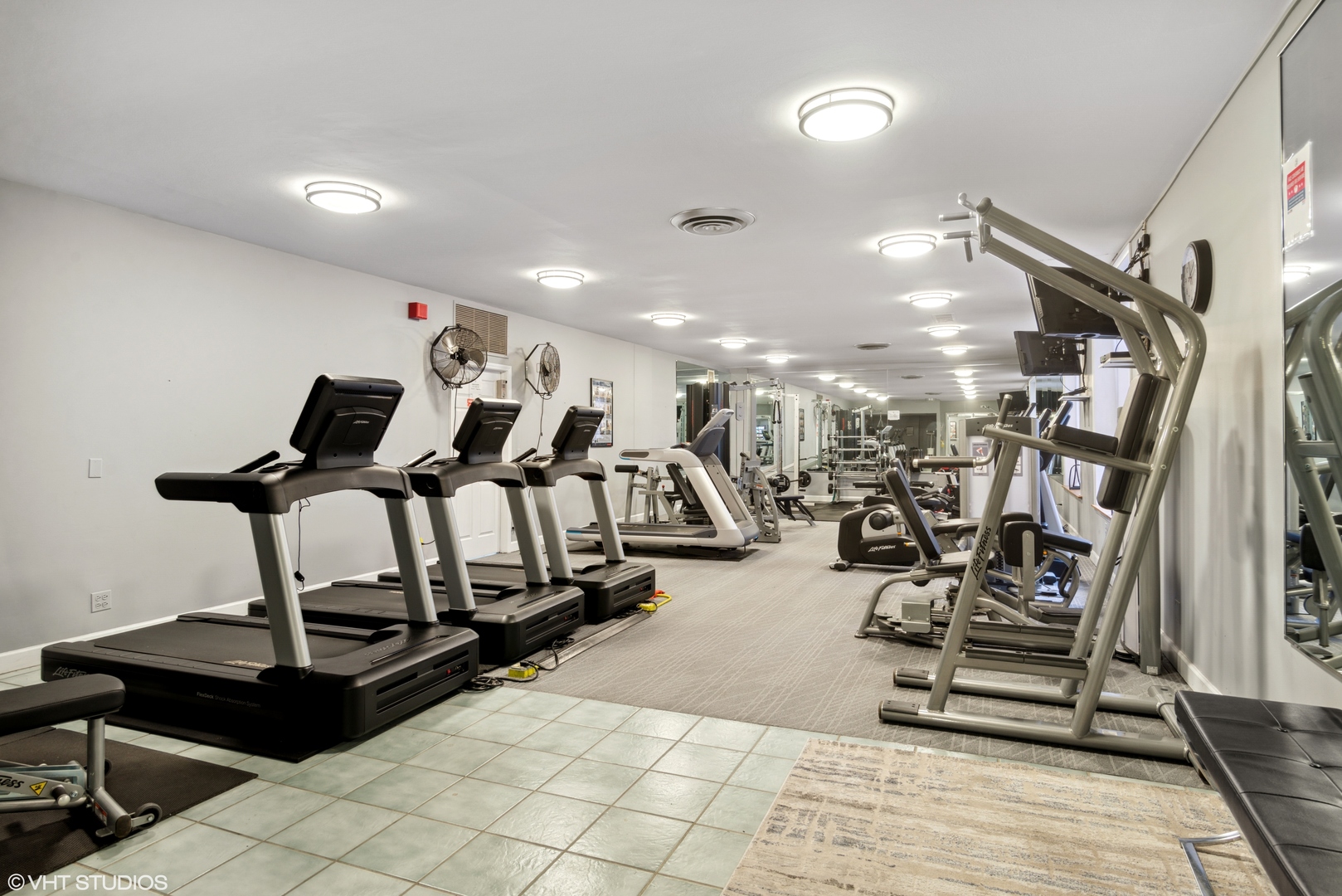 720 W GORDON Terrace Unit: 11M