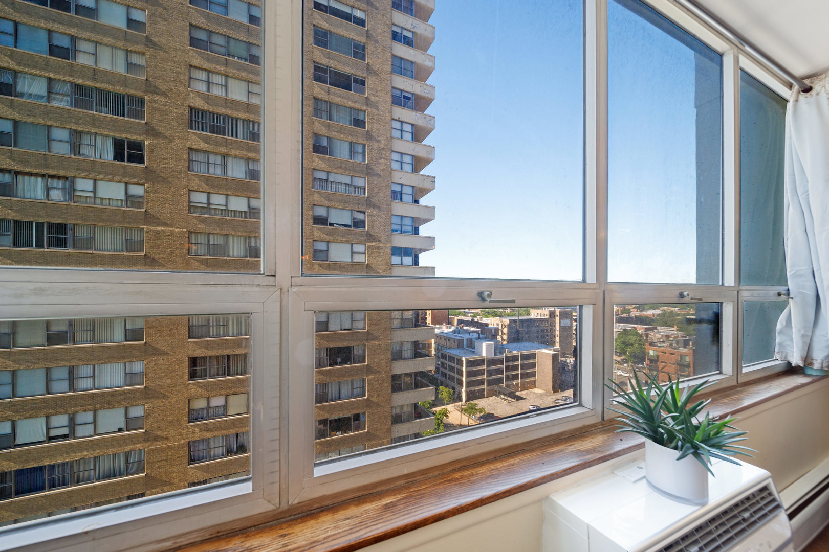 6171 N Sheridan Road Unit: 1204