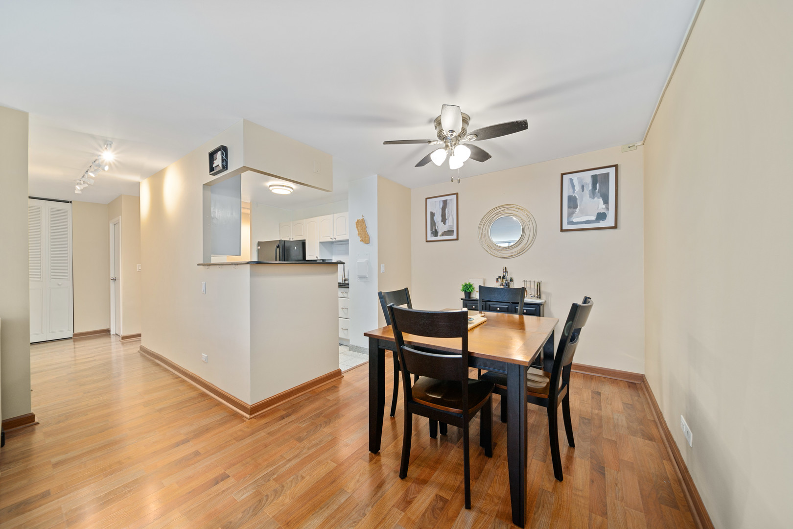 6171 N Sheridan Road Unit: 1204