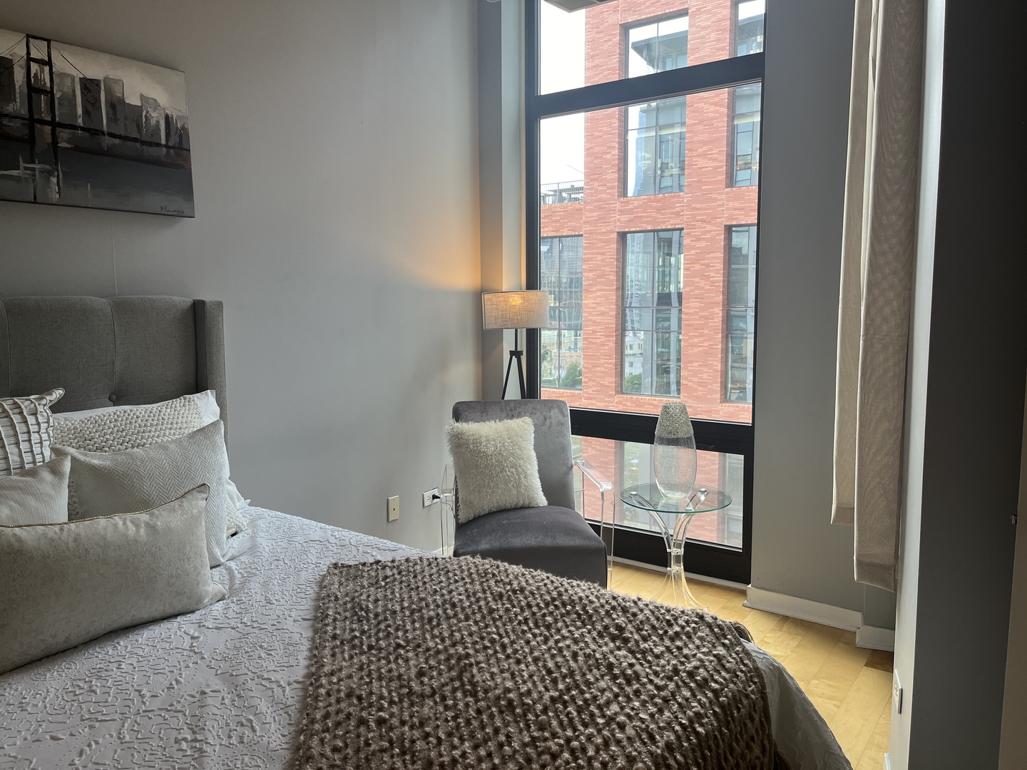 740 W Fulton Street Unit: 1008