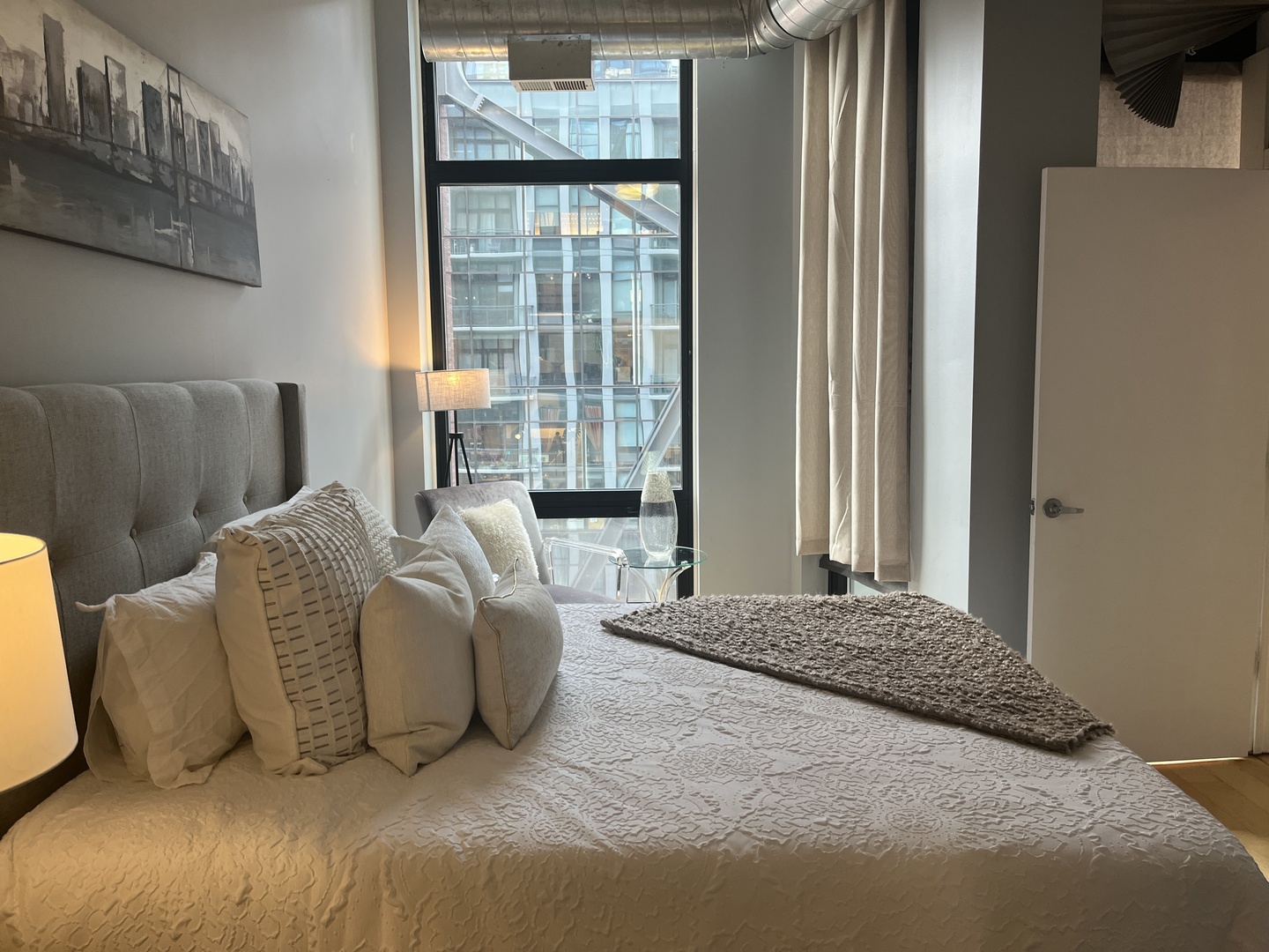 740 W Fulton Street Unit: 1008