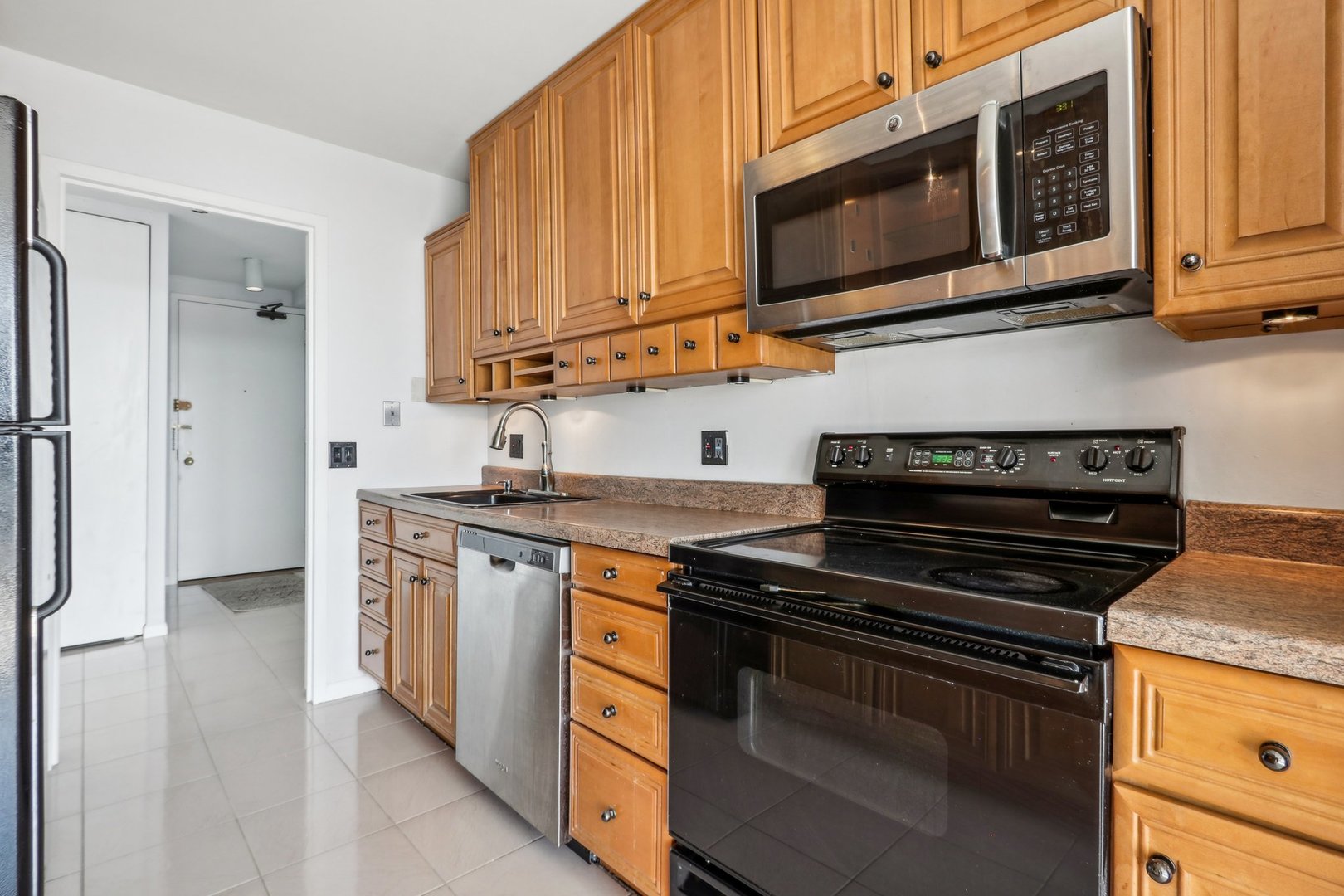 5445 N Sheridan Road Unit: 1901