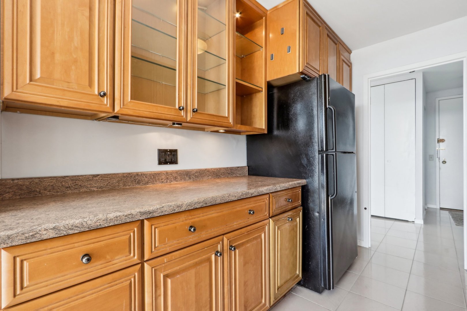 5445 N Sheridan Road Unit: 1901