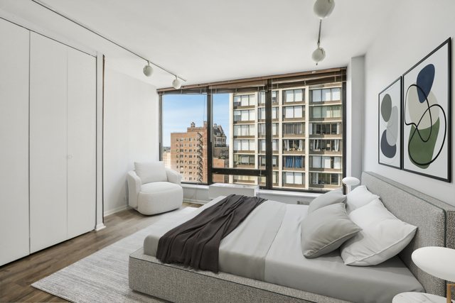 5445 N Sheridan Road Unit: 1901