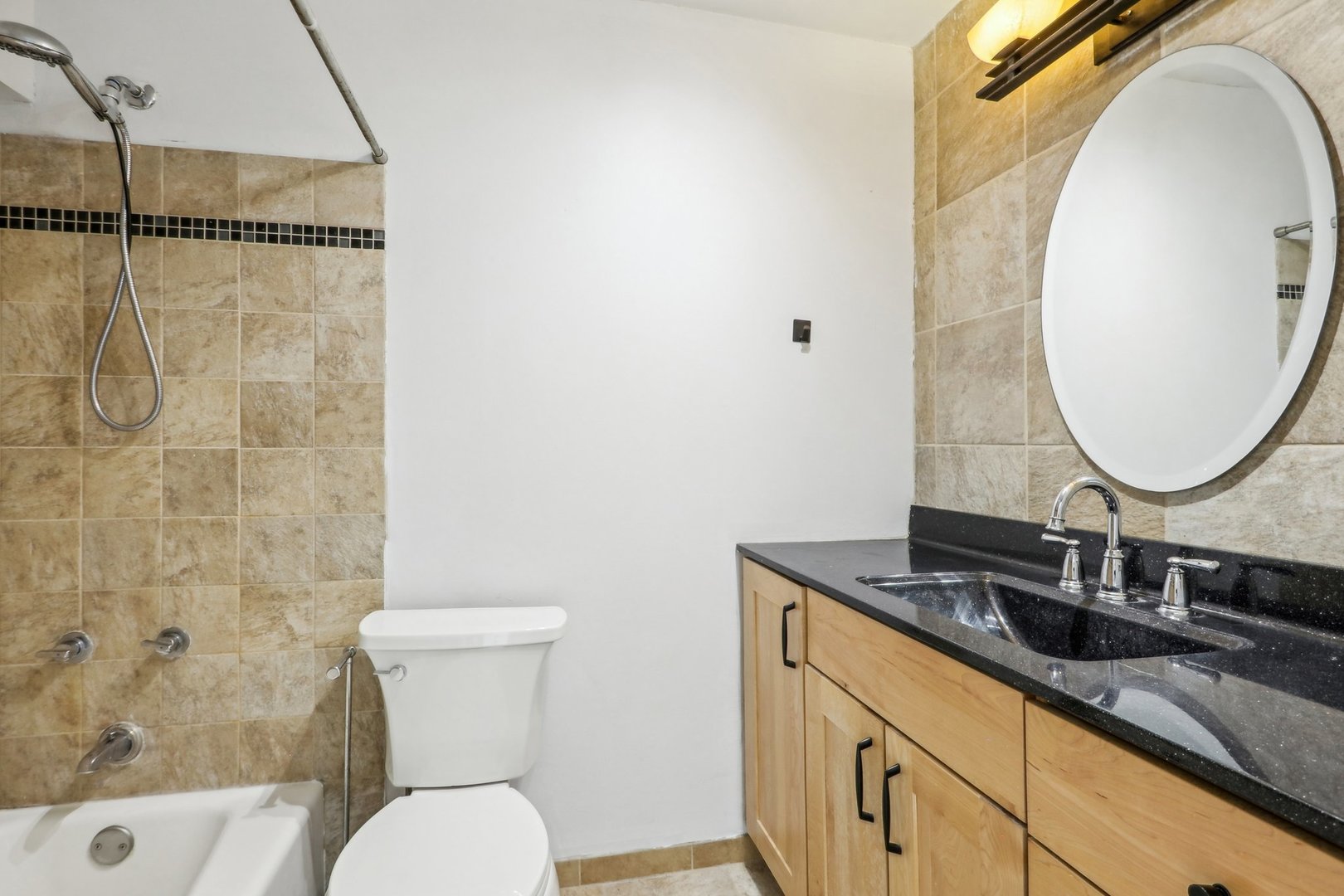 5445 N Sheridan Road Unit: 1901