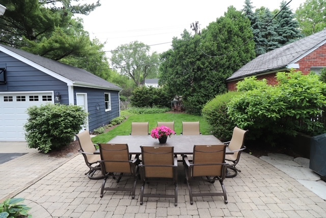 2000 Beechwood Avenue