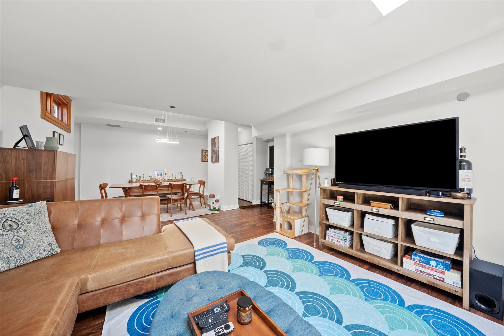 550 W Surf Street Unit: 522
