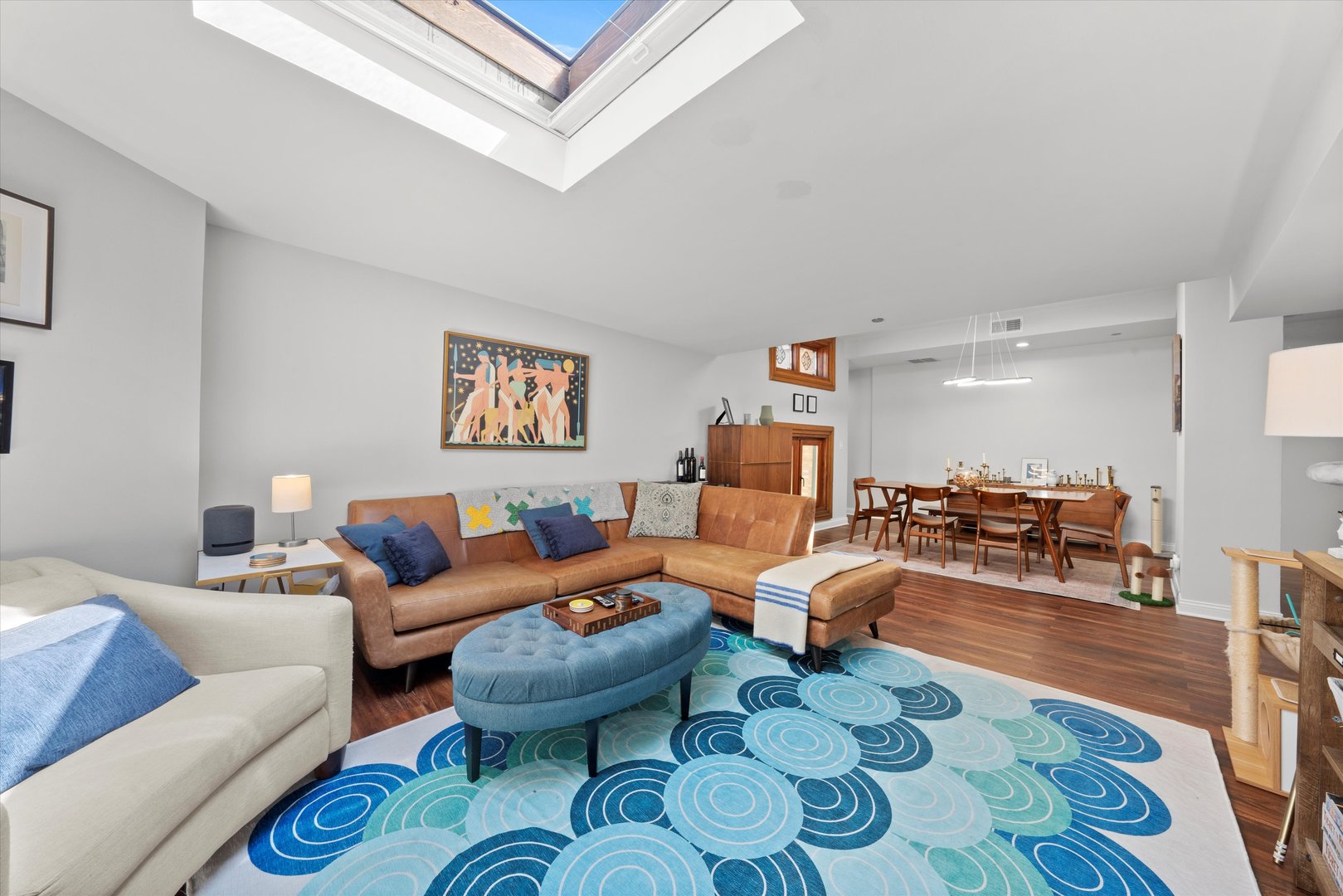 550 W Surf Street Unit: 522