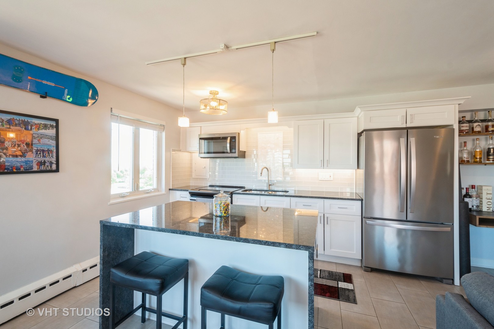 700 W Bittersweet Place Unit: 1008