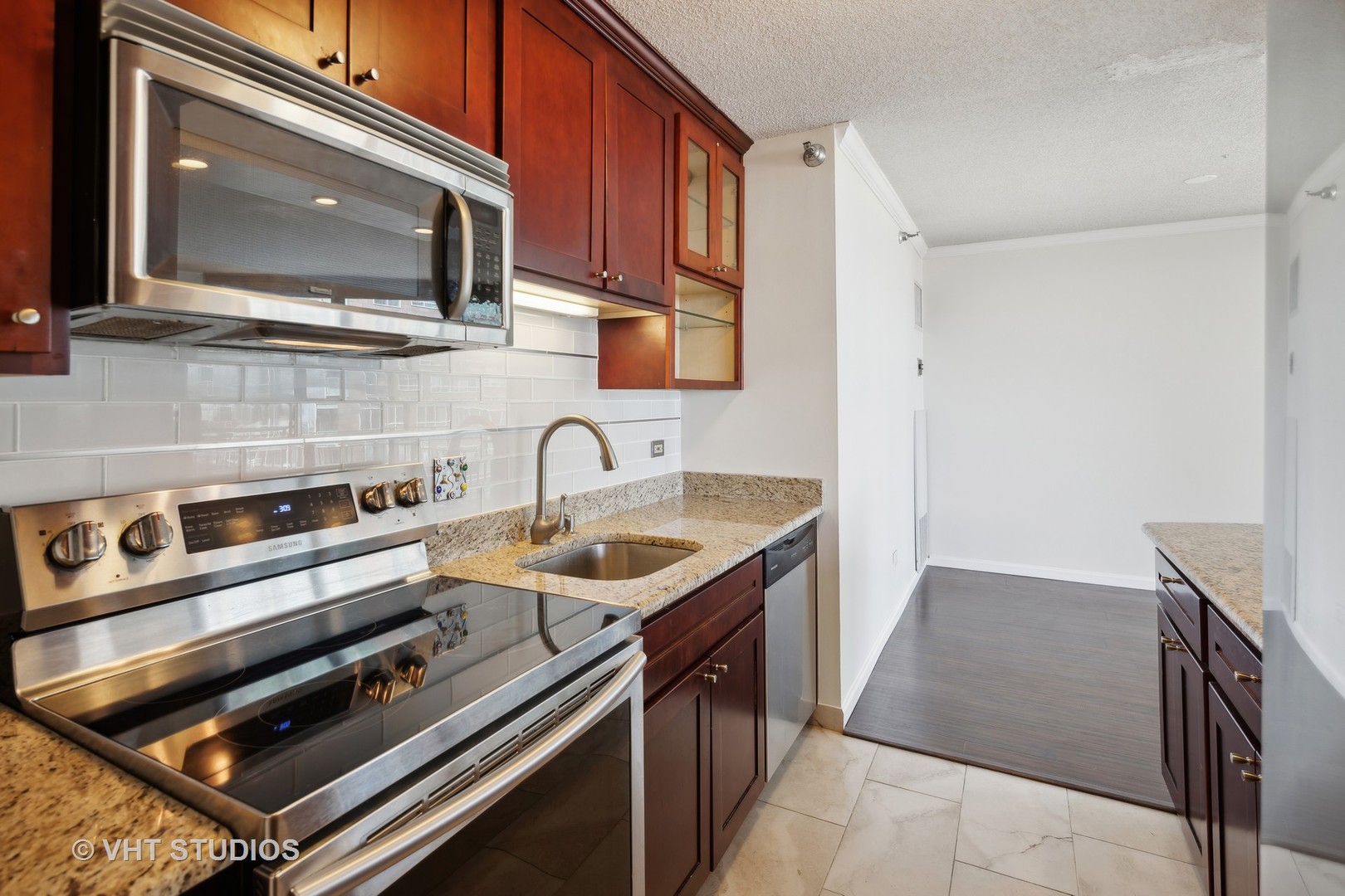 480 N Mcclurg Court Unit: 1102