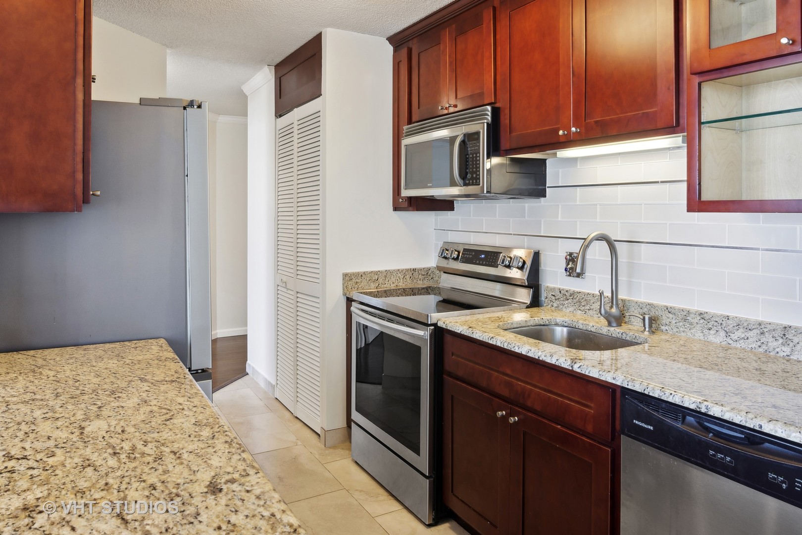 480 N Mcclurg Court Unit: 1102