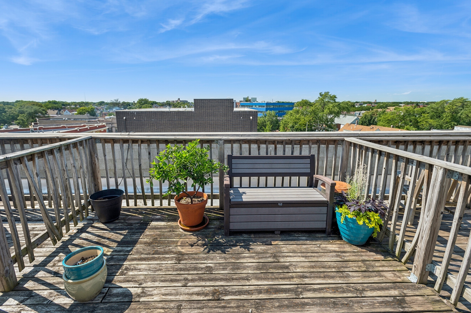 2931 N Milwaukee Avenue Unit: 2S