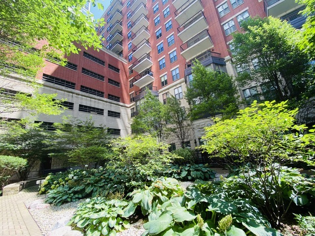 1250 S Indiana Avenue Unit: 905