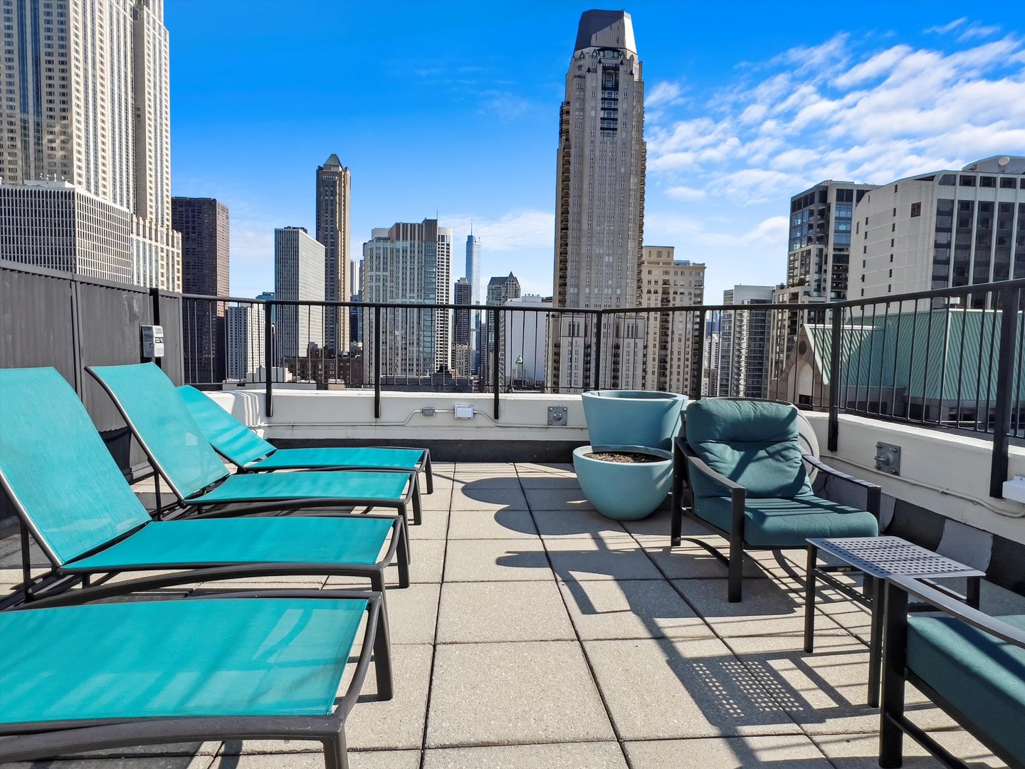 50 E Bellevue Place Unit: 2205