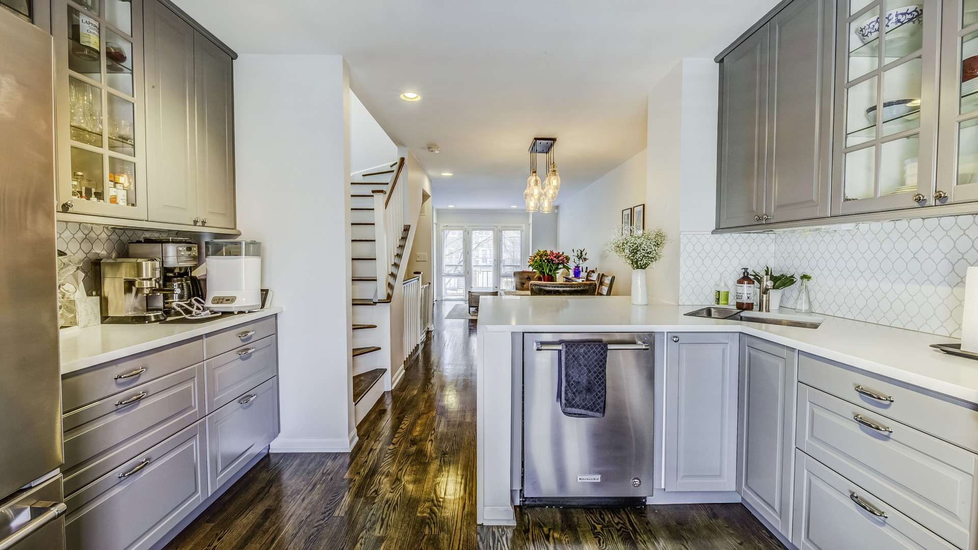 1441 S PLYMOUTH Court Unit: P