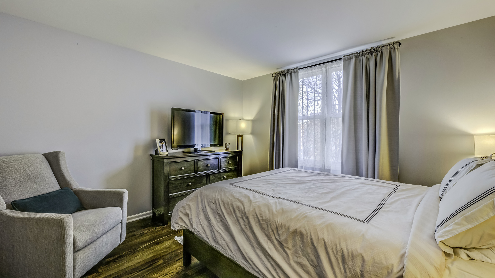 1441 S PLYMOUTH Court Unit: P