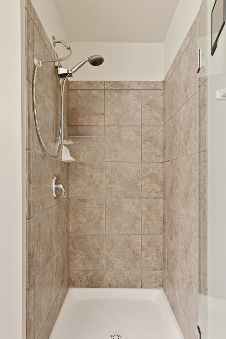 600 N Dearborn Street Unit: 1211