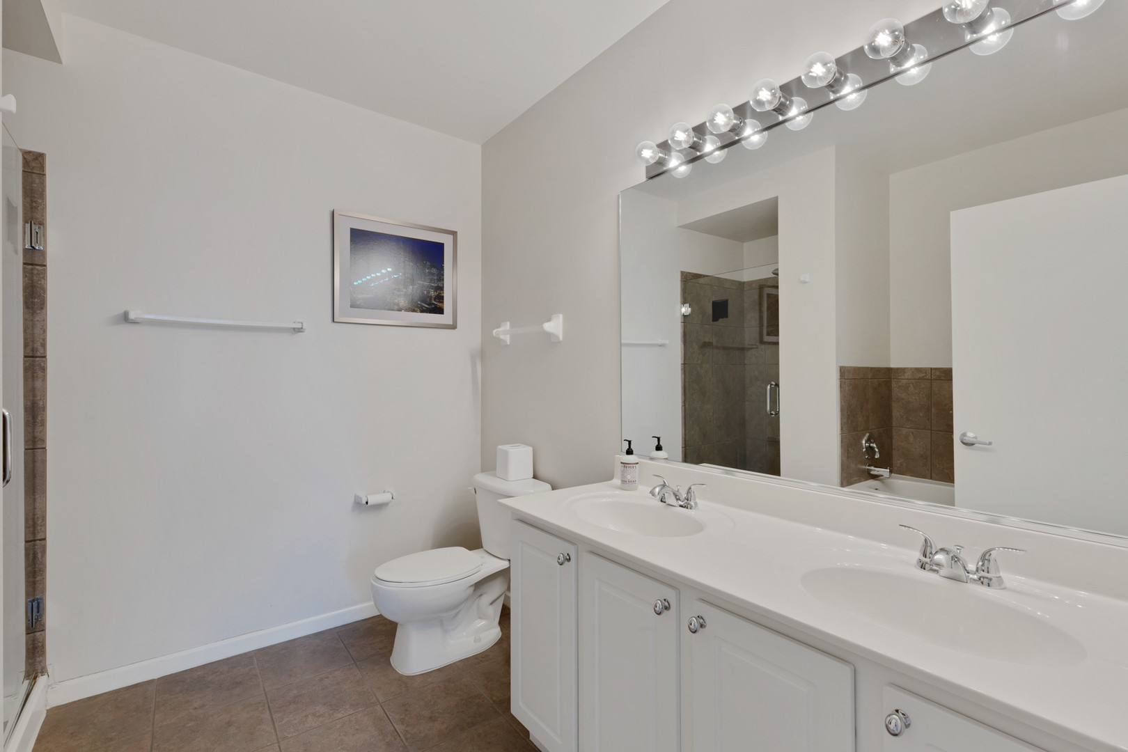 600 N Dearborn Street Unit: 1211