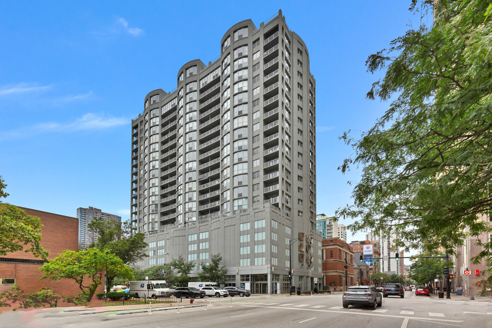 600 N Dearborn Street Unit: 1211