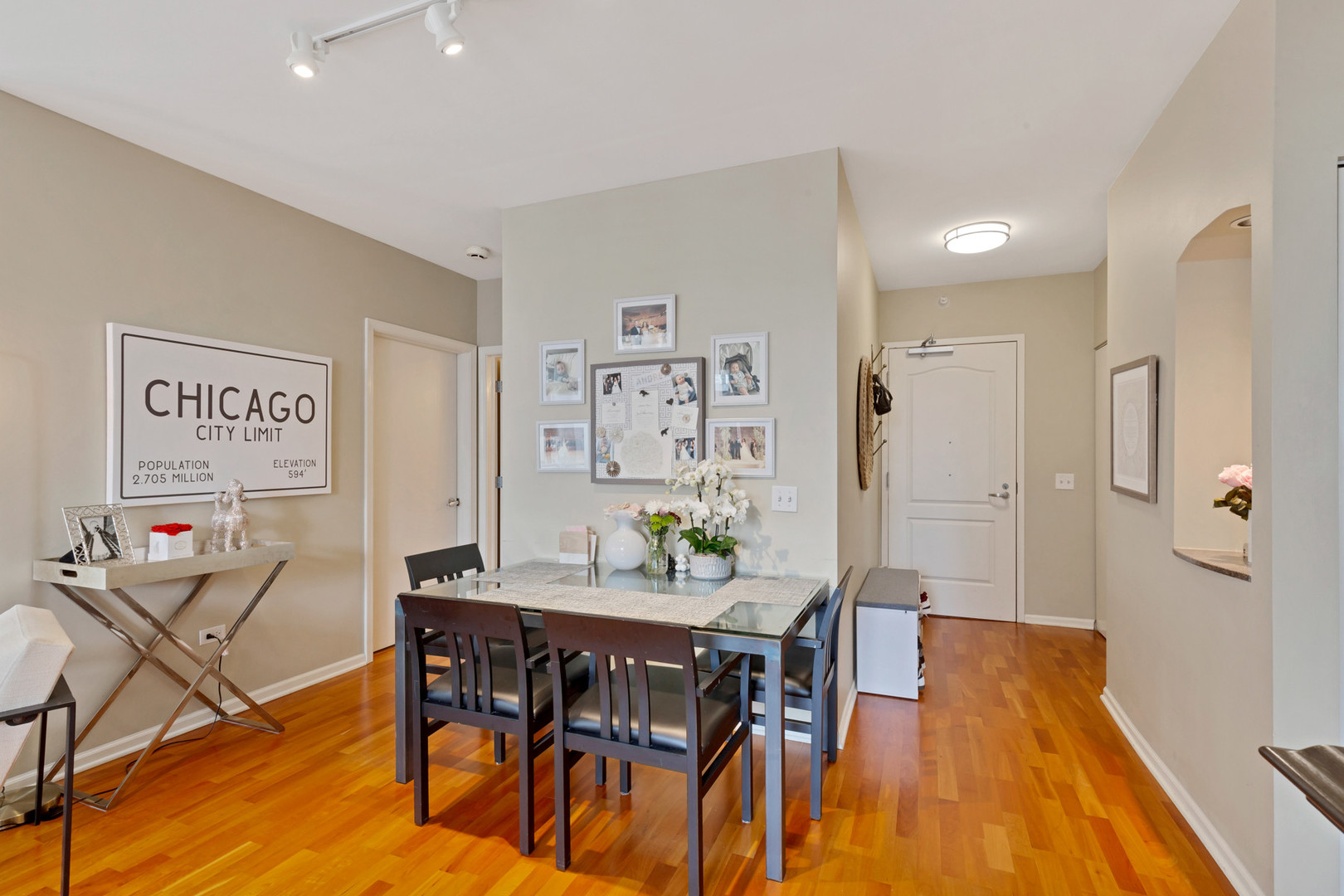 600 N Dearborn Street Unit: 1211