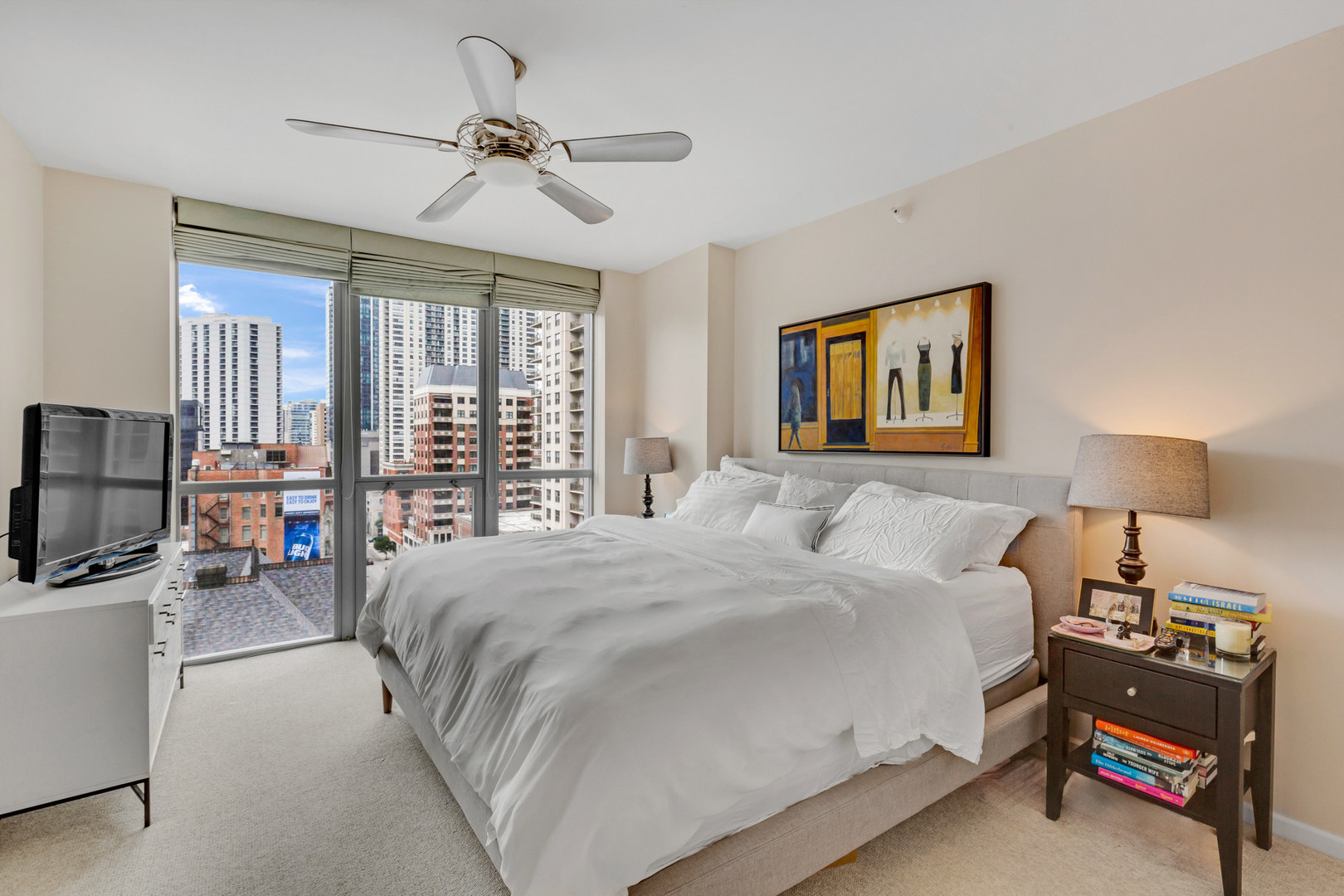 600 N Dearborn Street Unit: 1211